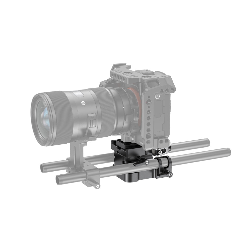 image focused on where to place the Universal 15mm LWS Support Baseplate on the camera