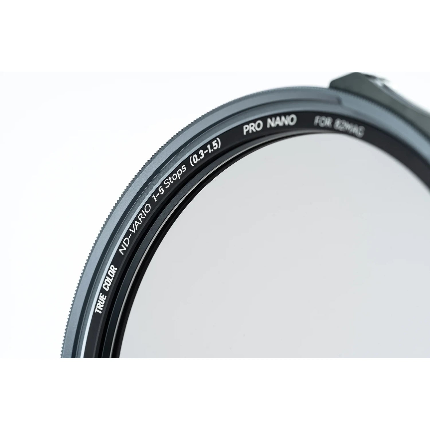 NiSi JetMag Pro 82mm VND 1-5 true colour variable ND filter front view