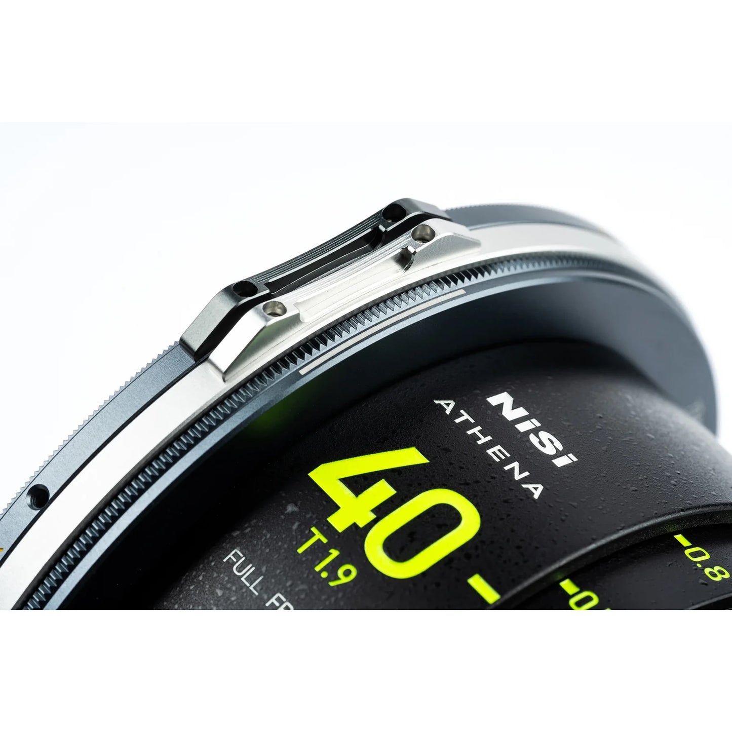 NiSi JetMag Pro 82mm VND 1-5 magnetic lock detail mounted on lens